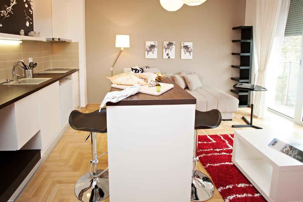 Boutique Apartments 360º Belgrade Bilik gambar
